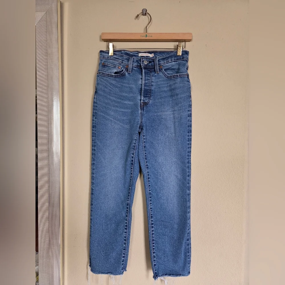 Levi's Wedgie Straight High Rise Blue Jeans Cut Off Mininalist 90s